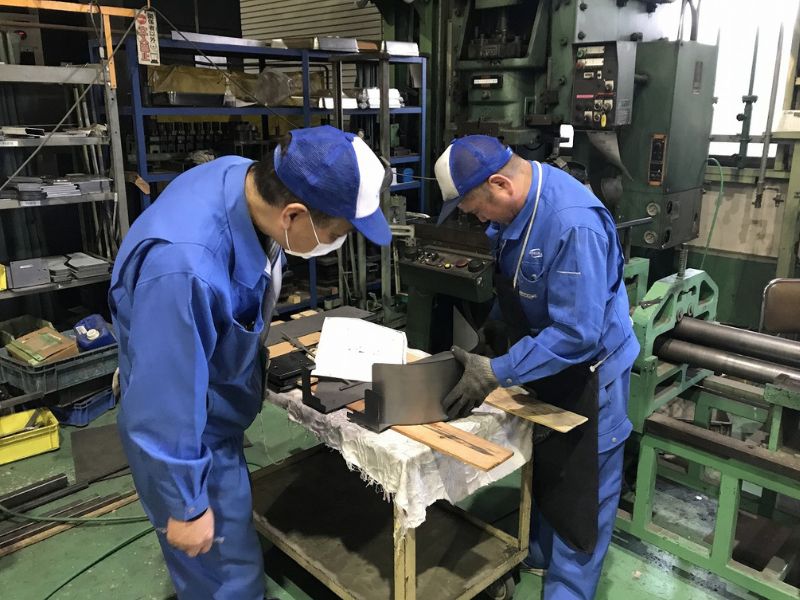 gia công kim loại tấm- 3