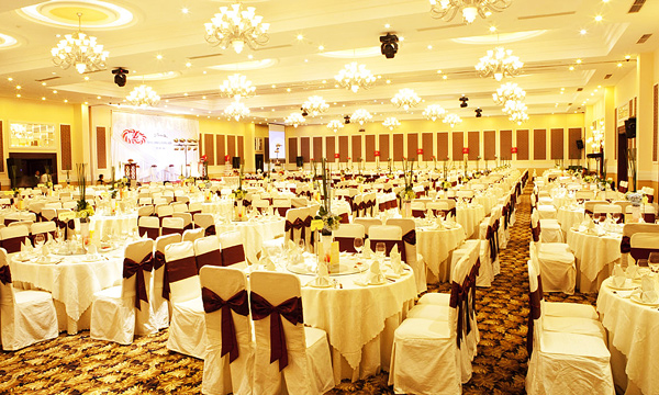 tổ chức sự kiện