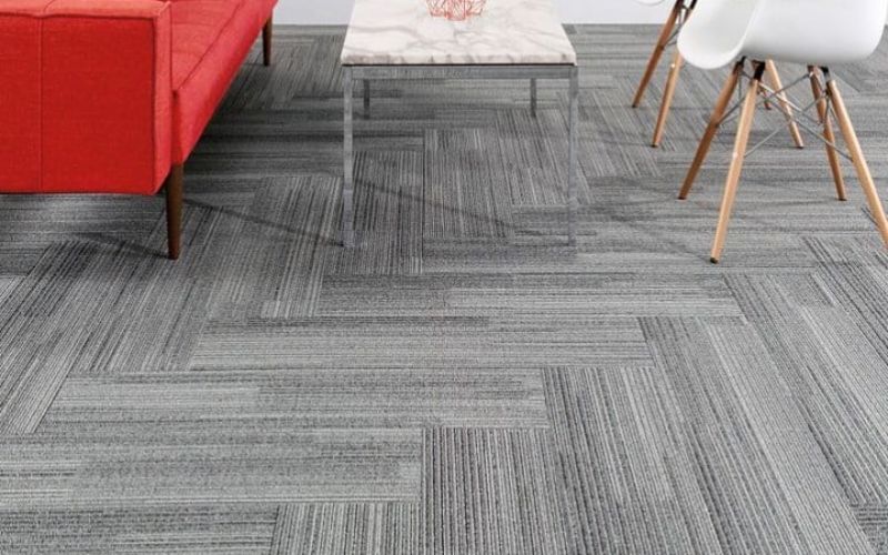 Có nên sử dụng thảm trải sàn văn phòng giá rẻ không?