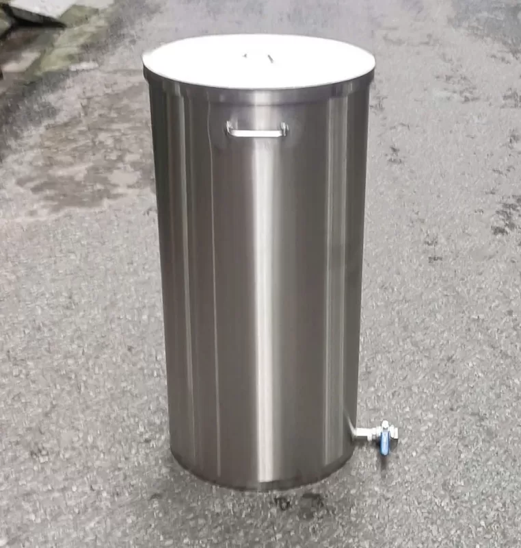 Ứng dụng thực tế của thùng chứa nước inox