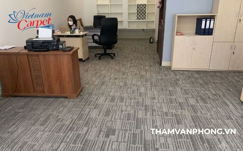 Những yếu tố ảnh hưởng đến giá thảm trải sàn văn phòng